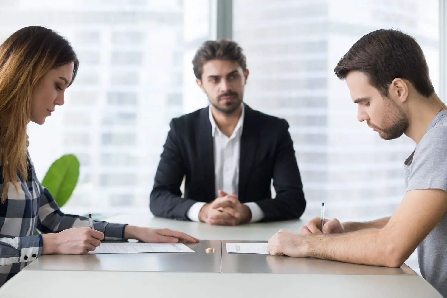 How EH Mediation Guides Couples Toward Fair and Balanced Outcomes Accrington